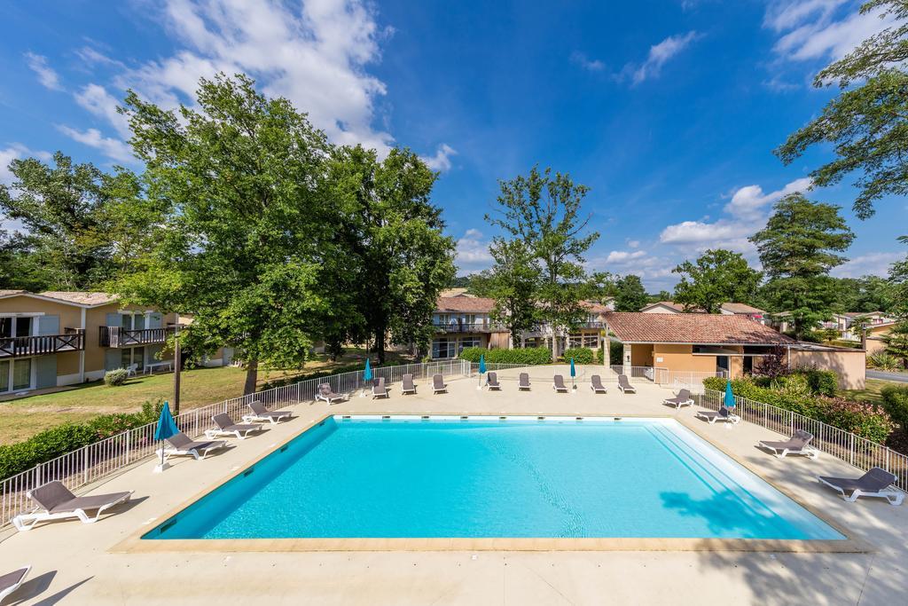 Vacanceole - Le Domaine Du Golf D'Albret Barbaste Exterior foto